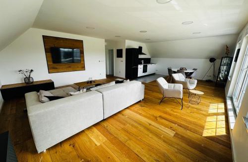 Chateau-Rouge Apartment | Luxuriöse Auszeit im Dreiländereck