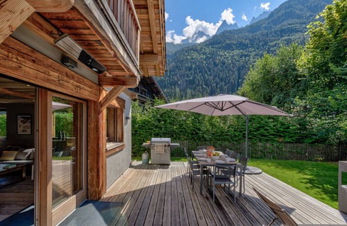 Chamonix City Centre Ski Chalet | Luxurious Chalet in the Centre of Chamonix