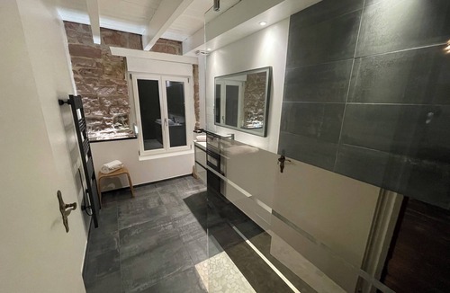 Epinal Apartment | Luxury Apartment Atypical