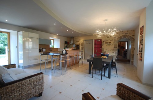 Plenee-Jugon Other | Luxury Farmhouse with Swim Spa Pool, Gym and Bar near Dinan