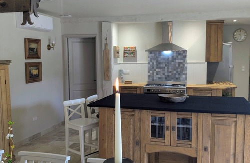 Castelnau-Riviere-Basse House | Luxury chateau retreat; pool, summer kitchen, outdoor cinema & Madiran vineyards