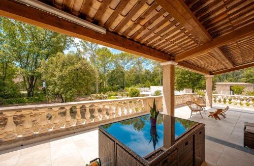 Saint-Maximin-la-Sainte-Baume House | Ma Case en Provence - Maison climatisée avec piscine