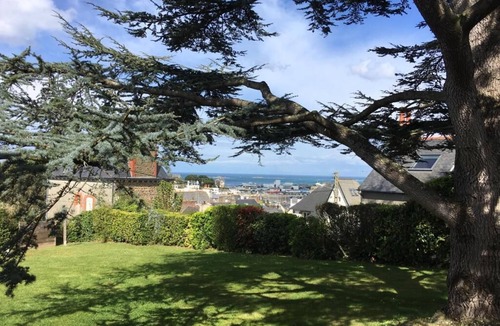 Portrieux House | Magnificent family house with sea view, 200 m from the port