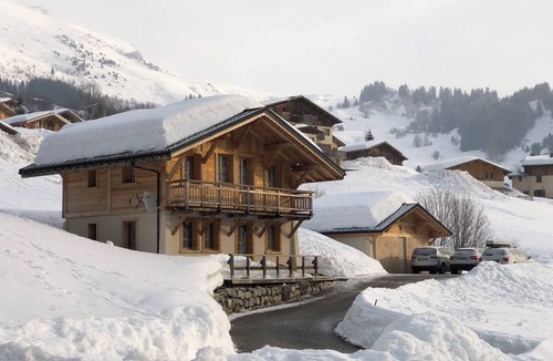 La Giettaz Ski Chalet | Magnificent Chalet with spa 3 bedrooms 6 to 8 people