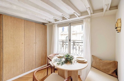 Paris City Center Apartment | Magnificent studio - 2P- Musée du Louvre