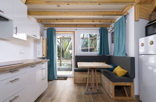 Saubion Apartment | Magnificent Studio- Mi type "Tiny House" 10 minutes from the beaches