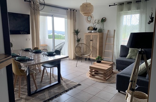 Bayonne Apartment | Magnificent T4 covered vacation terrace 4km from the beaches!