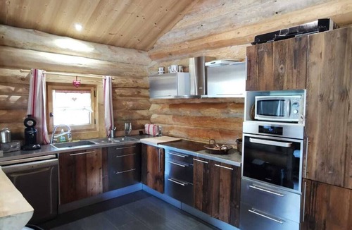 Formigueres Ski Chalet | Magnificent ungauged log chalet with 3 bedrooms and mezzanine
