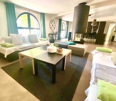 Faubourg Apartment | Magnifique appartement 120m2 climatisé centre ville