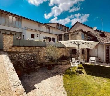 Reims Villa | Magnifique Maison dartiste La Maison Aerts