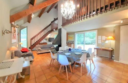 Vielle-Aure House | Maison 8 Couchages à St Lary Soulan - Confort 4* - Garage, Jardin, Wifi - FR-1-457-172