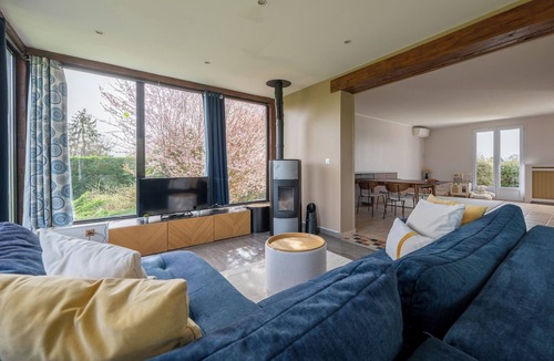 Villemer House | Maison 8 personnes - Piscine - 15' Fontainebleau