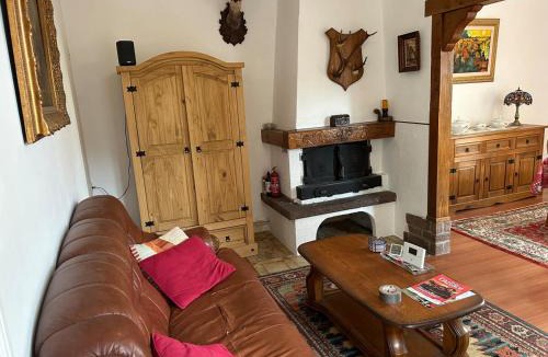 Kaysersberg House | Maison alsacienne cosy avec parking privé, à deux pas du marché de Noël de Kaysersberg - 6 guests