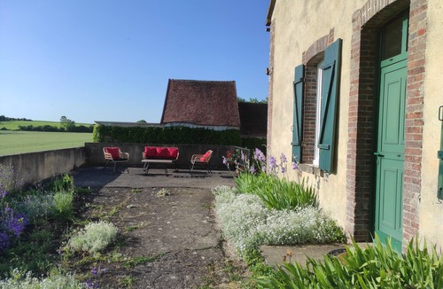 Brienon-sur-Armancon House | Maison Autonome Avec Terrasse Privative Dans une Ferme-moulin