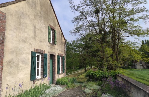 Brienon-sur-Armancon House | Maison Autonome Avec Terrasse Privative Dans une Ferme-moulin