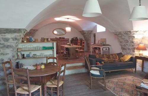 Jausiers House | Maison Authentique en Ubaye