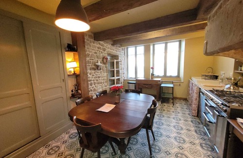 Monthureux-sur-Saone House | Maison avec 6 chambres 4 salle de bain, un grand jardin jusqu'à 15 personnes