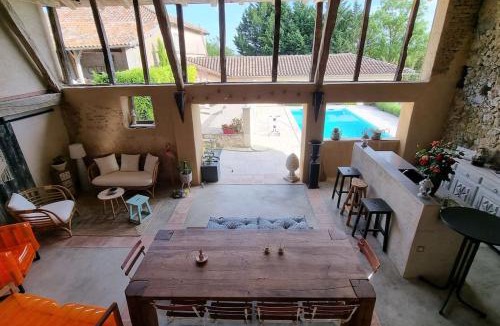 Puymaurin House | Maison avec grange & piscine vue sur les Pyrénées