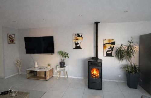 Golbey House | Maison avec piscine