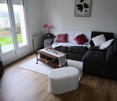 Plenee-Jugon House | Maison bretonne 119 m2 - jardin clos - 30 min Côte Émeraude