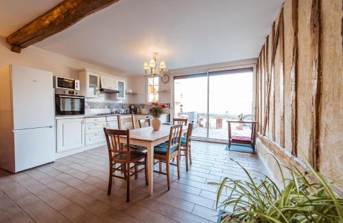 Bucheres House | Maison Calme 14 personnes, piscine, jardin et parking
