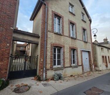 Hautvillers House | Maison centrale Hautvillers Berceau du Champagne
