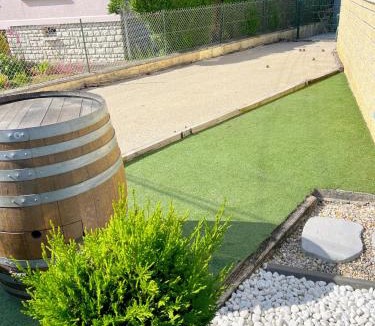 Chablis House | Maison Champ du Fort, jardin et parking privé