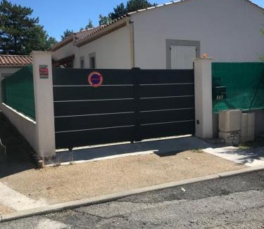 Digne-les-Bains House | Maison climatisée avec hote ptit dej inclus