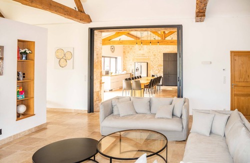 Le Change House | Maison de Famille Récemment Rénovée 8 Chambres, Piscine/spa/sauna