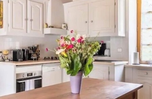 Frayssinet-le-Gelat Cottage | Maison de Charme à la Campagne, Avec Piscine Privée