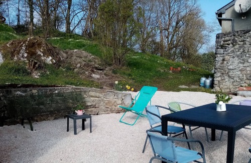 Bescat House | Maison DE Campagne Nichee AU Coeur D'un Petit Village DES Pyrenees
