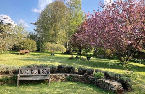 Pleneuf-Val-Andre House | Maison de Charme Dans un Grand Jardin à 5 mn du Golf du val Andre et de la Plage