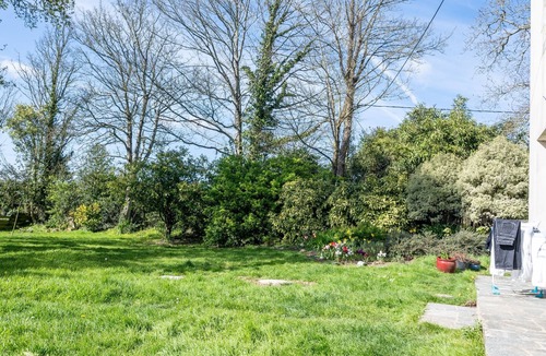 Plouenan House | Maison de maître for 8 to 10 people in the countryside, 10 minutes from the beach