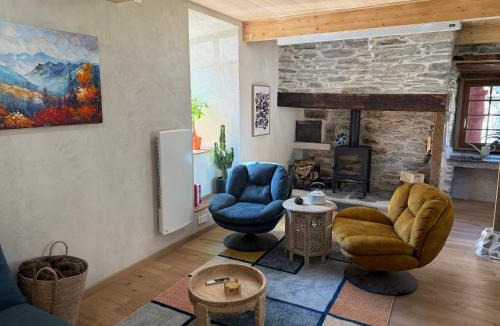 Estaing House | Maison de Pierre, Sauna et Vue Pyrénées