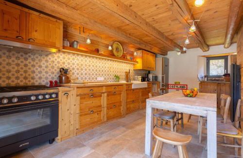 Loudervielle House | Maison de village 8 personnes à Loudervielle avec Wifi - FR-1-695-71