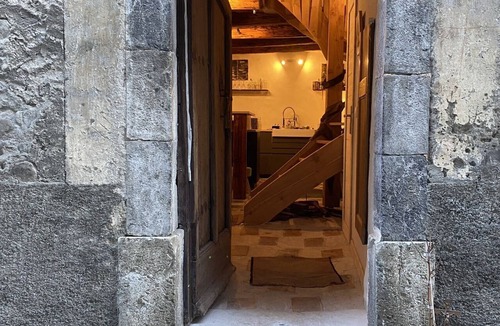 Beauvezer House | Maison de Village de 1802 , Entièrement Rénovée.au Centre de Beauvezer 04370