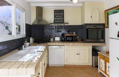 Vallabregues House | Maison de village provençal 6 personnes