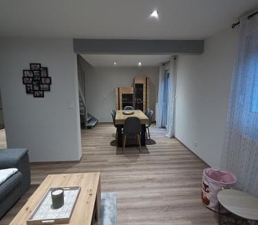 Epinal House | Maison de ville avec terrasse