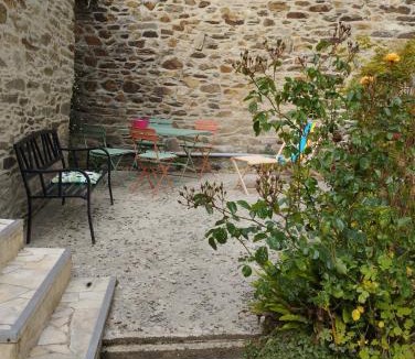 Brelevenez House | Maison du martin pêcheur à Lannion