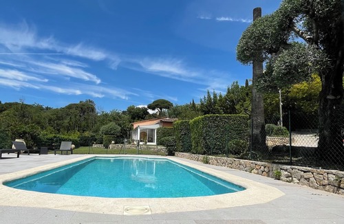 Saint-Jacques Villa | Maison Familiale au Calme, à Seulement 10 Minutes de Grasse Capitale du Parfum