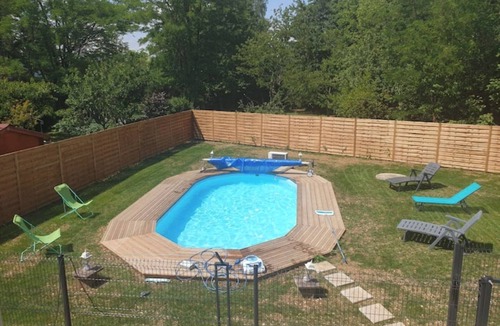 Gurgy House | Maison Familiale Avec Piscine