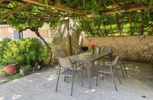 Couddes House | Maison familiale, nature et patrimoine, proche Chenonceaux - jardin, poêle à bois, équipements bébé - FR-1-491-411