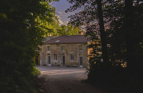 Saint-Loup-sur-Aujon House | Maison forestière de l'Herbue, ideal for a stay in the heart of nature.
