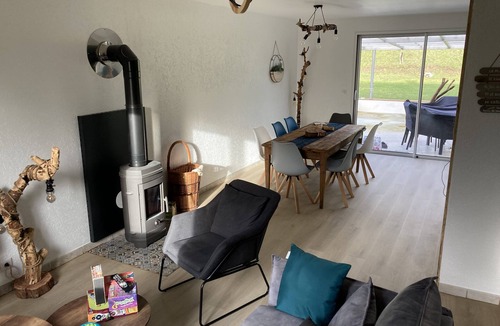 Bazegney Cottage | Maison Indépendante Pour des Vacances en Famille Dans la Campagne Vosgienne