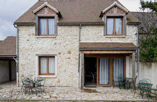 Chenou House | Maison 'Le Figuier' with Shared Garden and Wi-Fi
