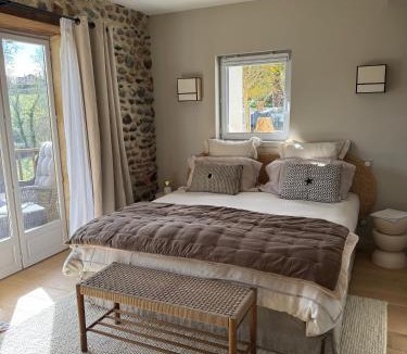 Gelos Bed & Breakfast | Maison Maün