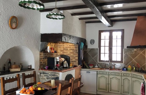 Mazouau Villa | Maison Maître Villa Your Holiday Rental With Large Pool and Garden Mountain View