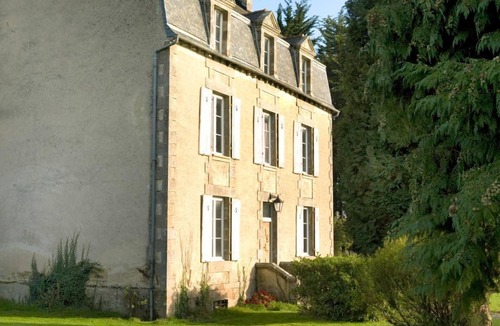 Meneac Villa | Maison Meneac - Four Bedroom Villa, Sleeps 8