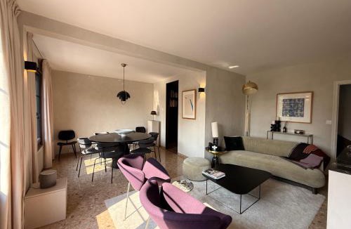 Mehers Apartment | Maison Montchenu élégance et piscine 8 pers