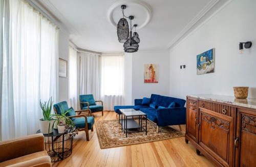 Marmoutier House | Maison Neuve, Grand jardin, Parking privé, Idéal groupe et famille